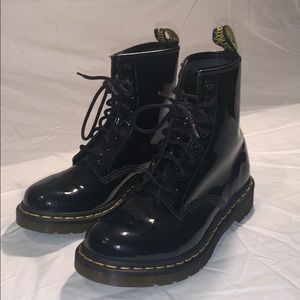 Dr. Martens patent shiny leather boots!